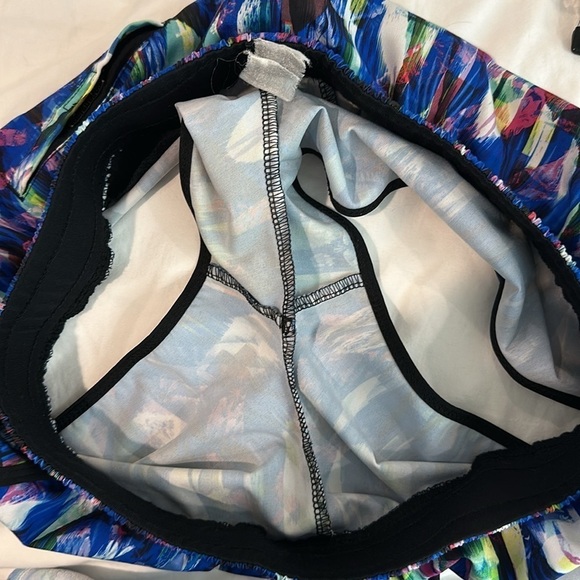 Fabletics Multi Color Carrie Athletic Running Shorts Small - Picture 8 of 9